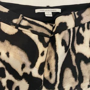 Beautiful pants , perfect to dress up or down